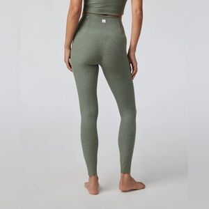 Vuori Womens Pants Clean Elevation
Legging